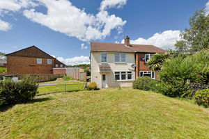 Masefield Avenue Holmewood